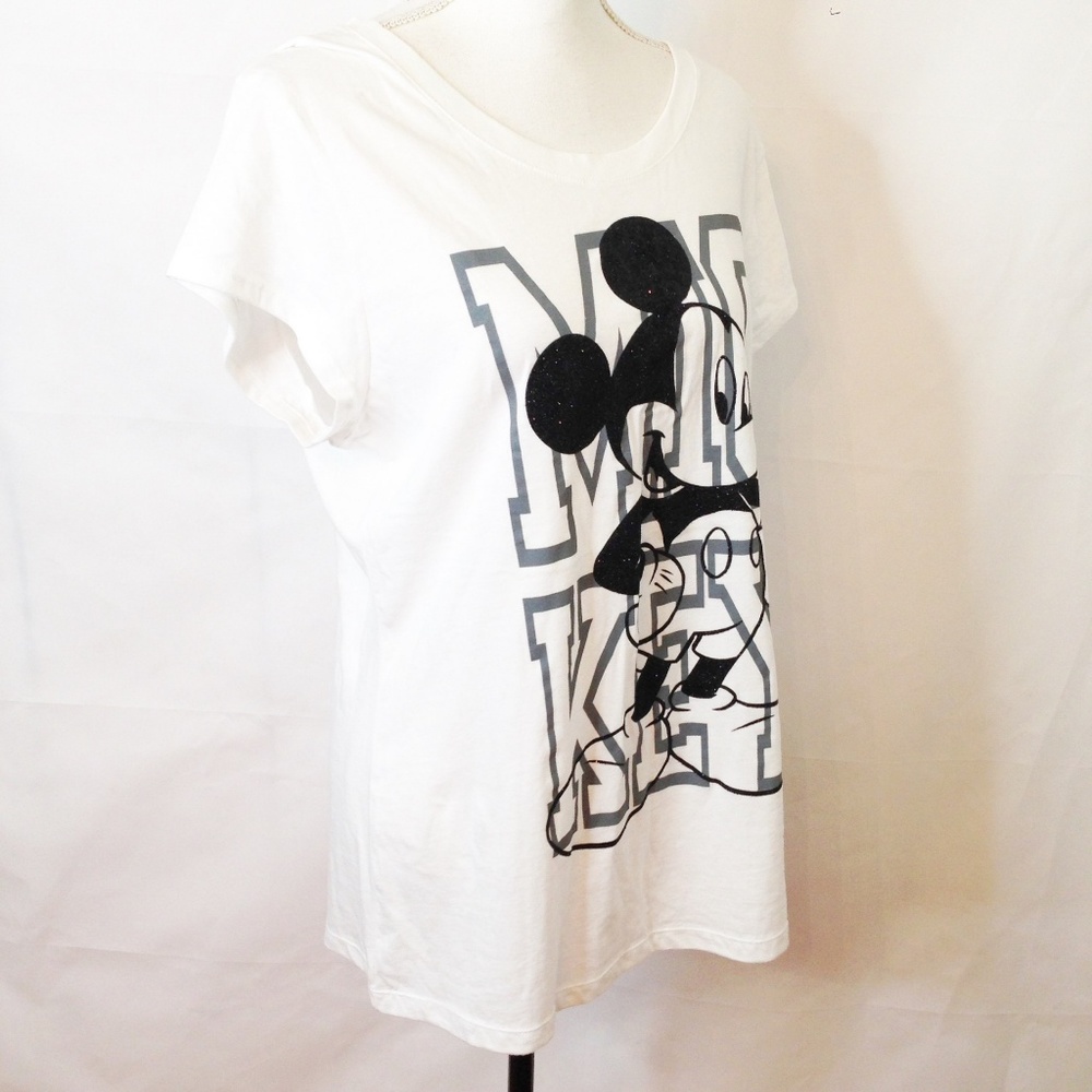 Walt Disney Women’s Black White Graphic Tee-Shirt - Picture 3 of 6